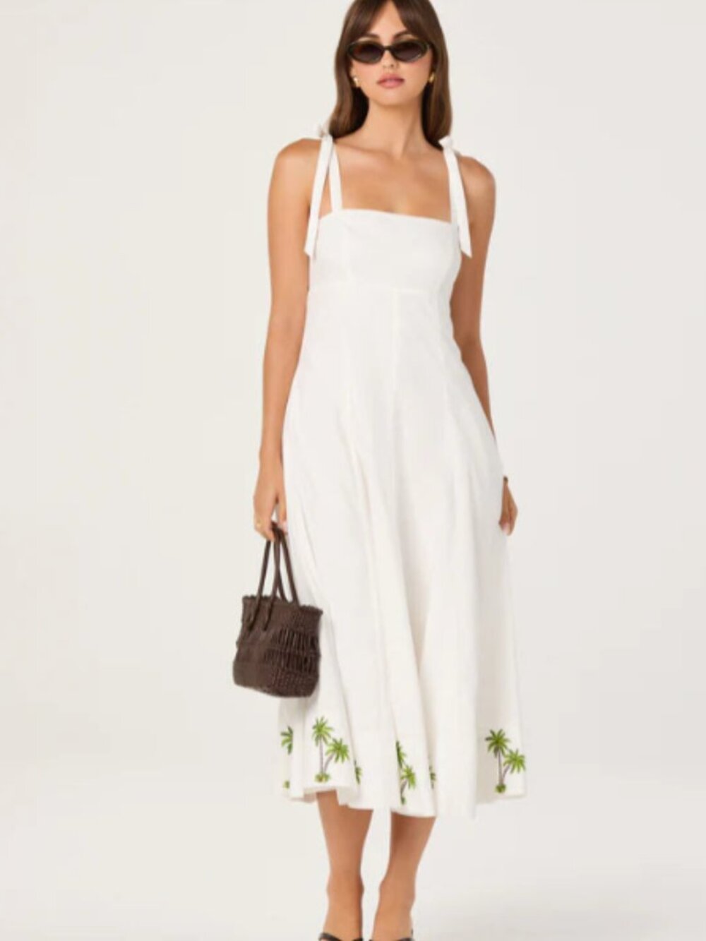 ASTR Shiann Embroidered Midi Dress - Picture 3 of 5